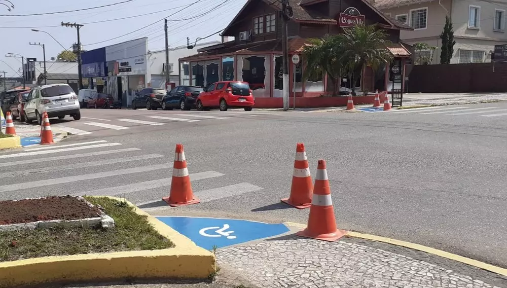 Acessibilidade está sendo aprimorada em calçadas e passeios de Rio Negro